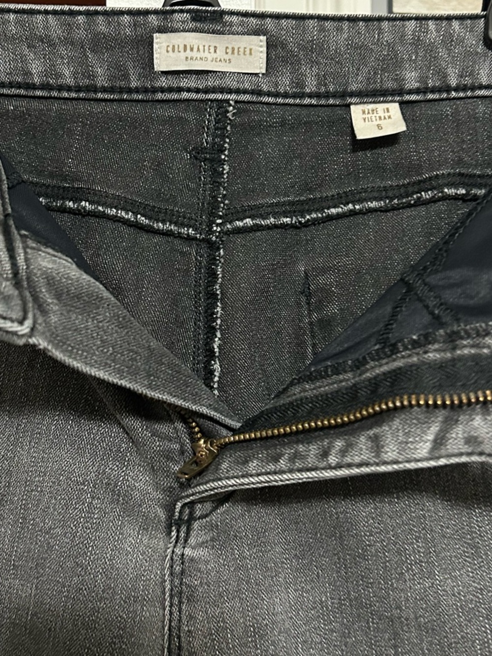 Coldwater Creek Women's Straight-Leg Jeans - Gray - Picture 4 of 6